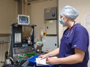 intern anaesthesia 300x225 1